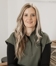 Book an Appointment with Nadine Pearson for Consultation