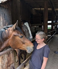 Book an Appointment with Caley McCarthy for Equine-Assisted Learning