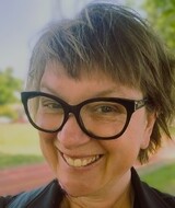 Book an Appointment with Vicki Bright at Surrey Womens Centre