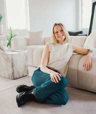 Book an Appointment with Lauren Adam for Psychotherapy