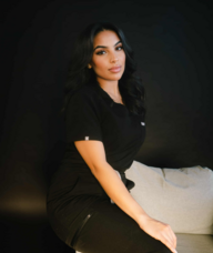 Book an Appointment with Kawtar R for Infirmière injectrice