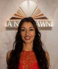 Book an Appointment with Ela Dominguez for Red Light Therapy and Photobiomodulation