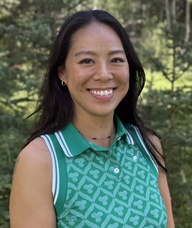 Book an Appointment with Dr. Vivian Lau for Acupuncture