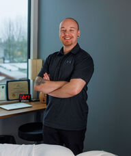 Book an Appointment with Evan Johnson for Massage Therapy